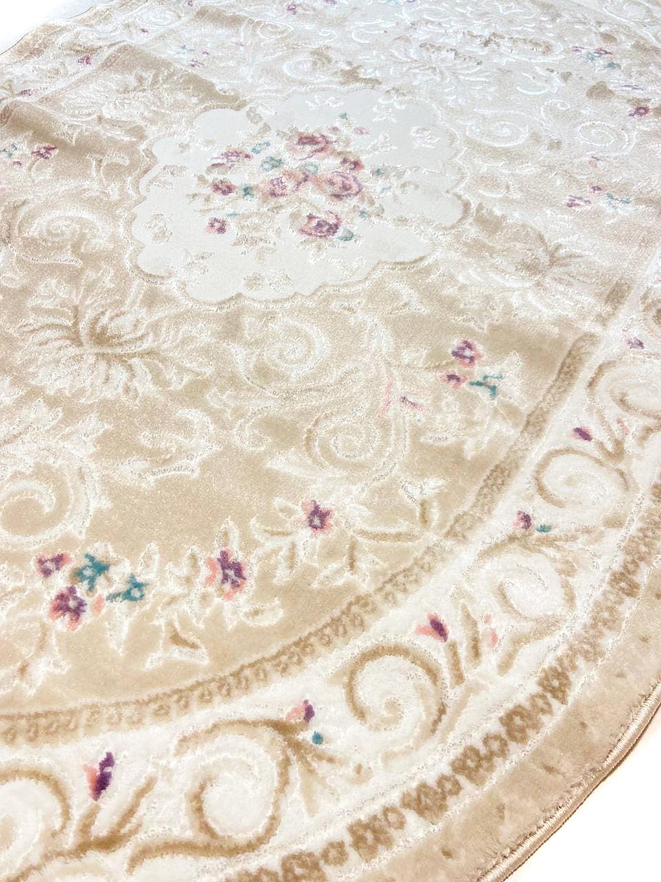Класичний килим Flora Beige P659B