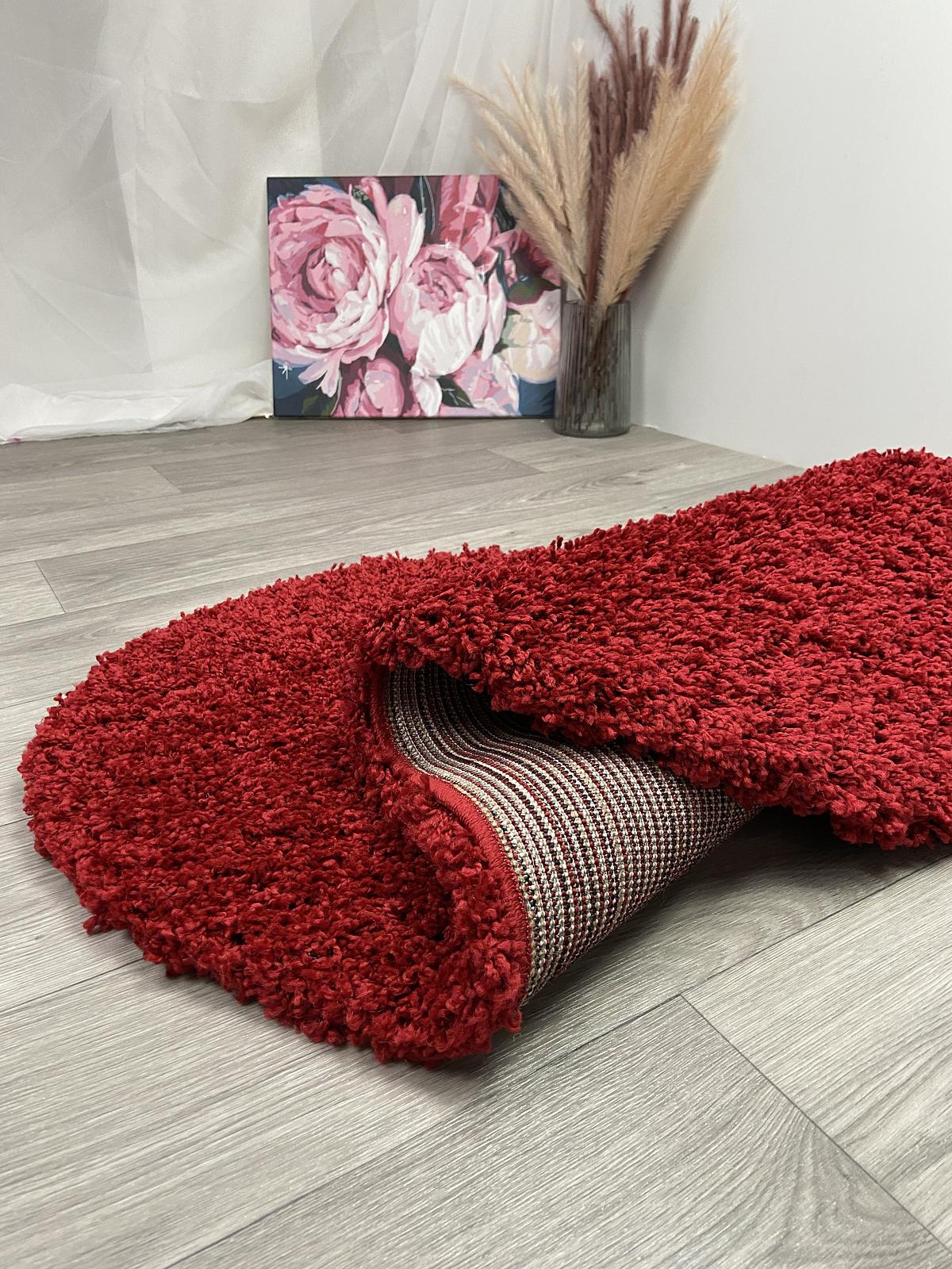 Пухнастий килим Plumis Lux RED 6365A