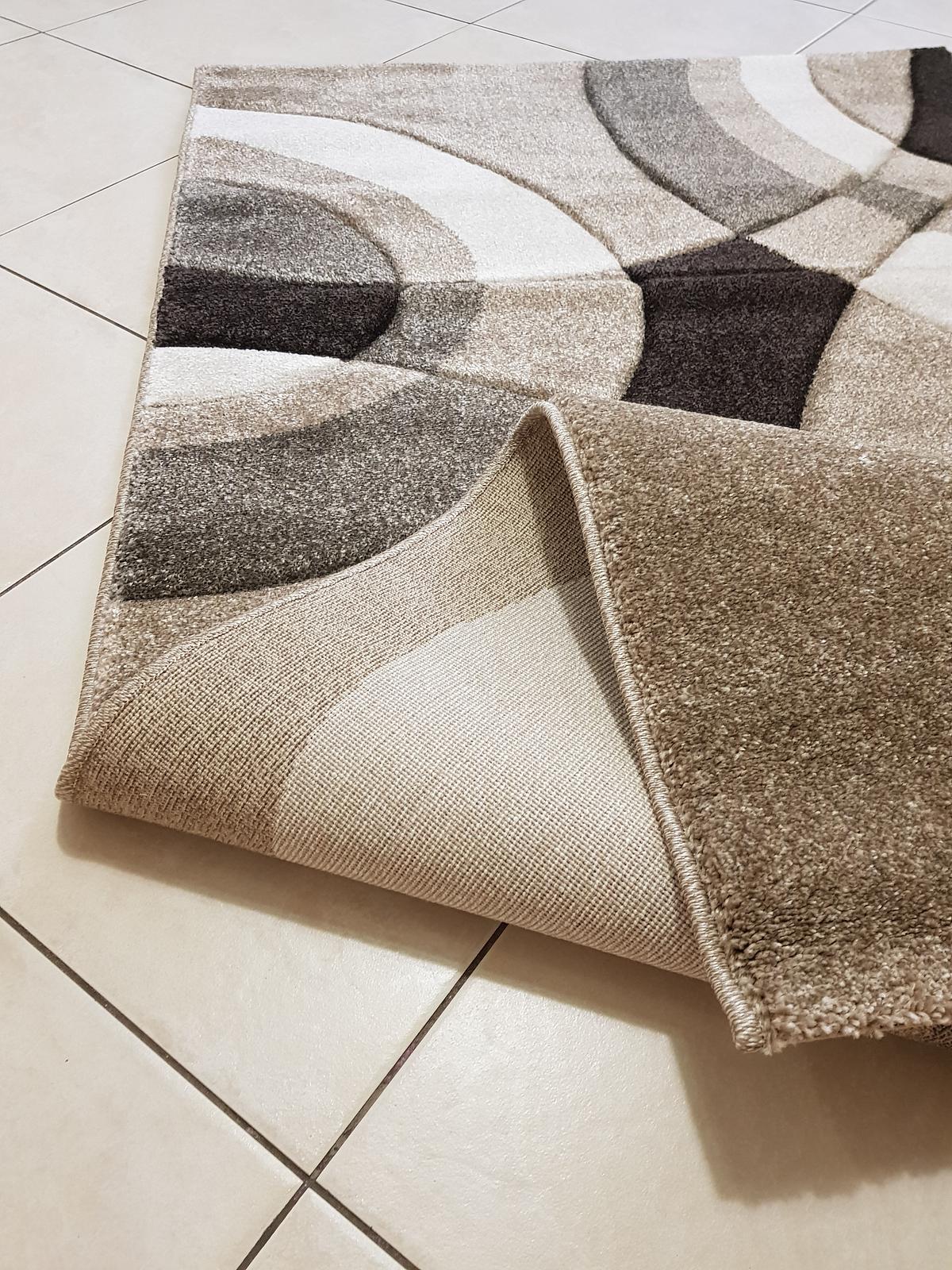 Килим з художньою стрижкою Tropica beige 3492B