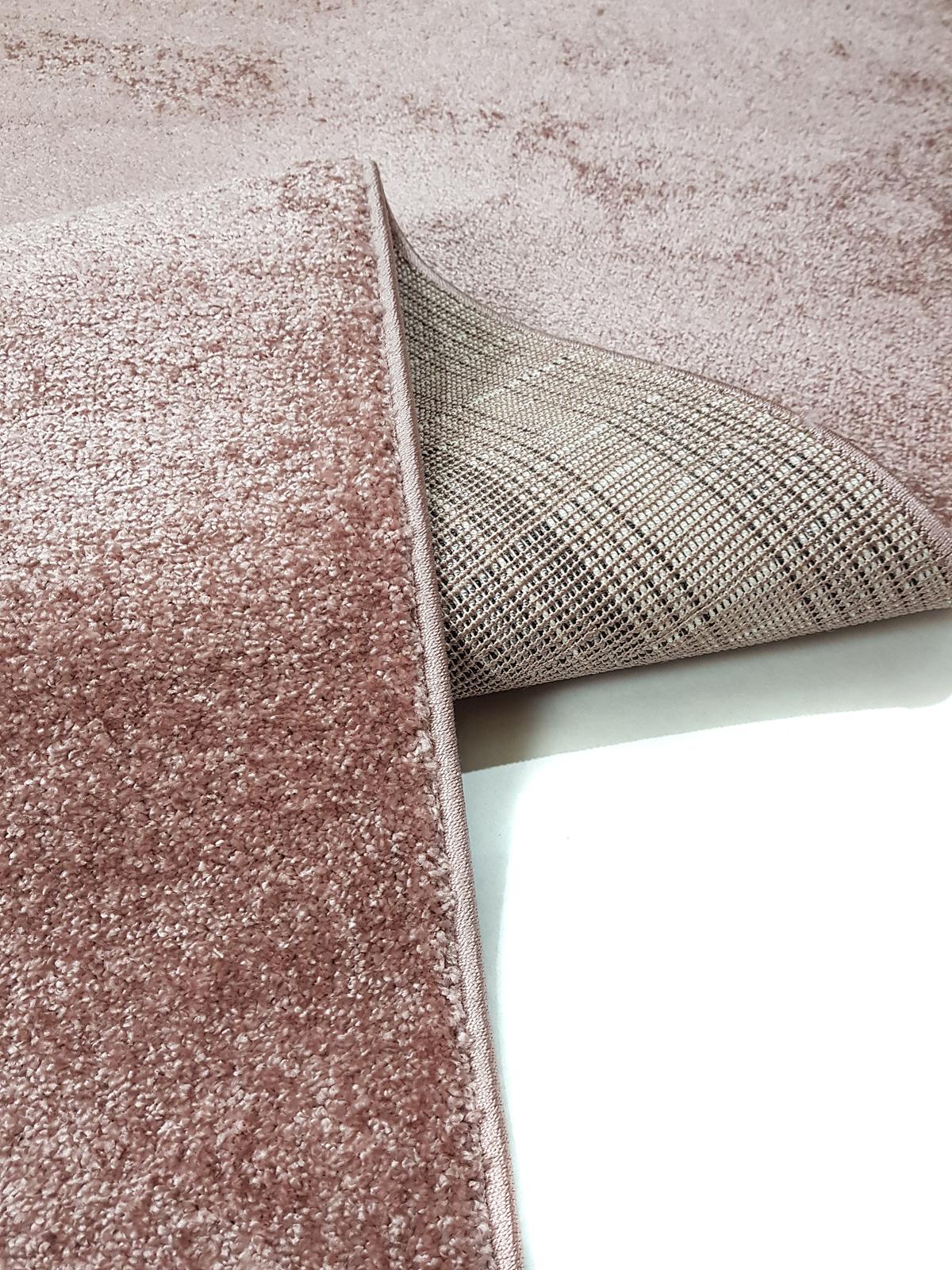 М'який килим з невисоким ворсом Однотонний Suavis Pro ROSE / ROSE 3849A