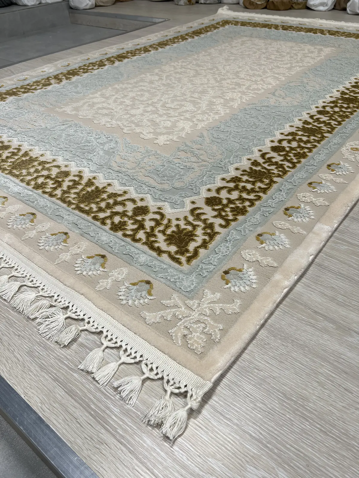 Акриловий килим Velura Lux KREM 6970