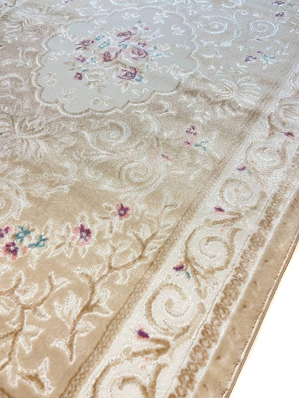 Класичний килим Flora Beige P659B