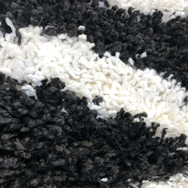 Пухнастий килим Plumis Lux BLACK 9180A