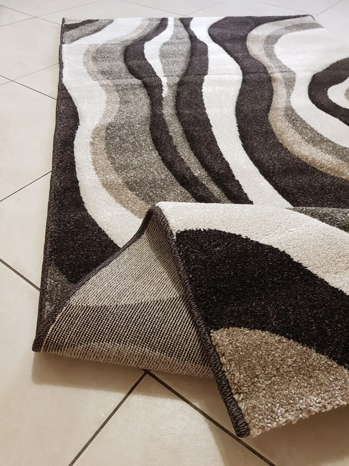 Килим з художньою стрижкою Tropica DARK BROWN 8562C