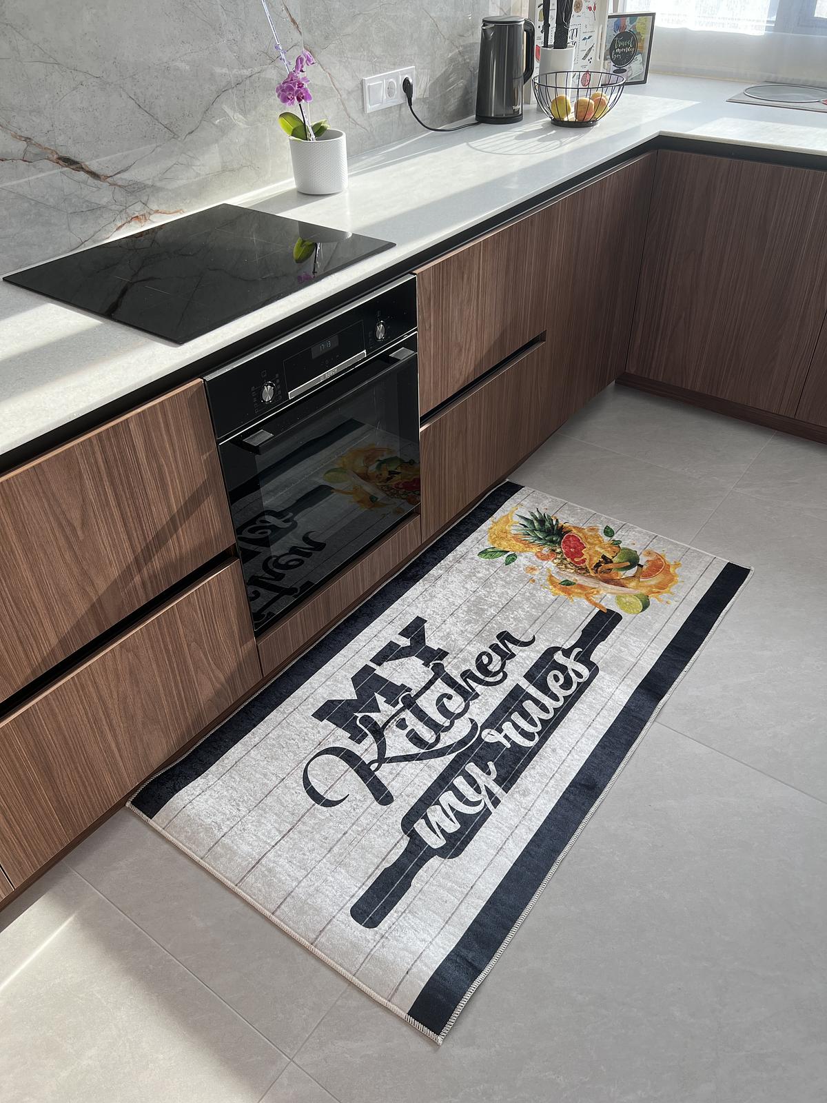 Універсальний килим на прогумованій основі для кухни Verda Marina My kitchen my rules Білий E116