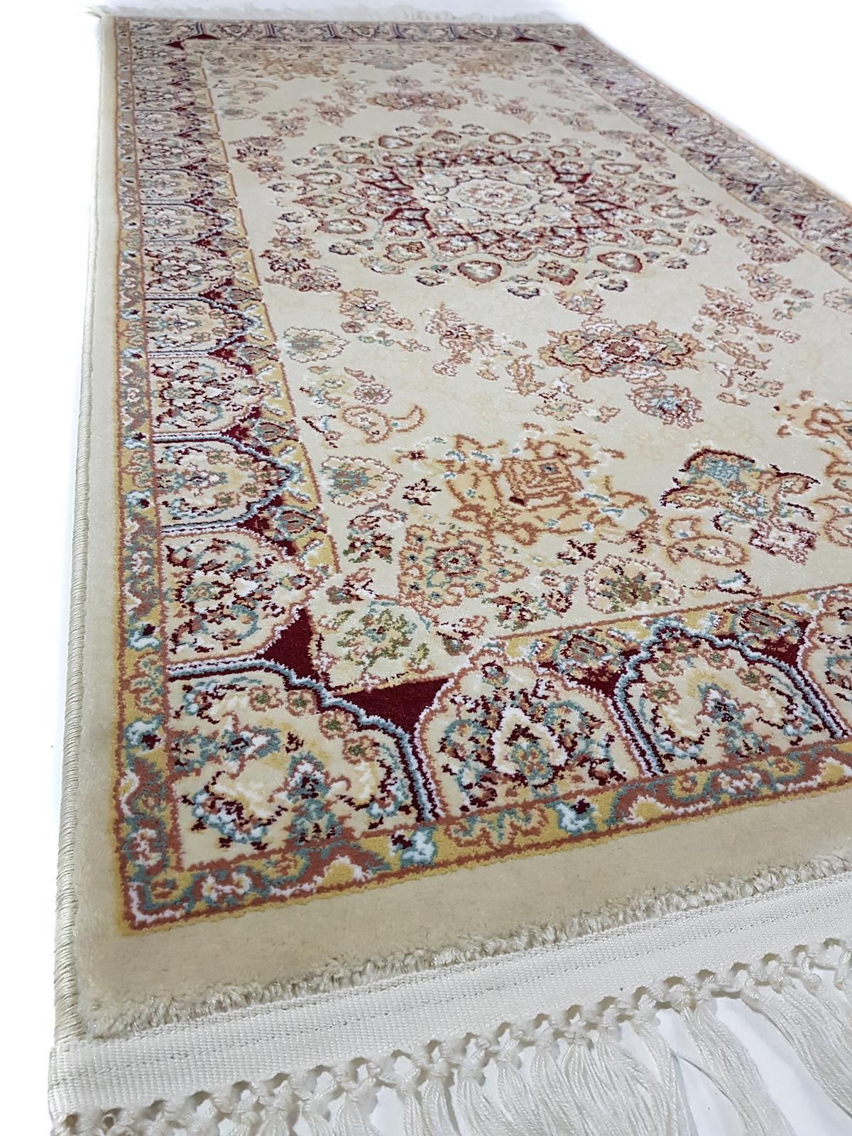 Класичний килим з іранським дизайном Persa Star Cream 1830A