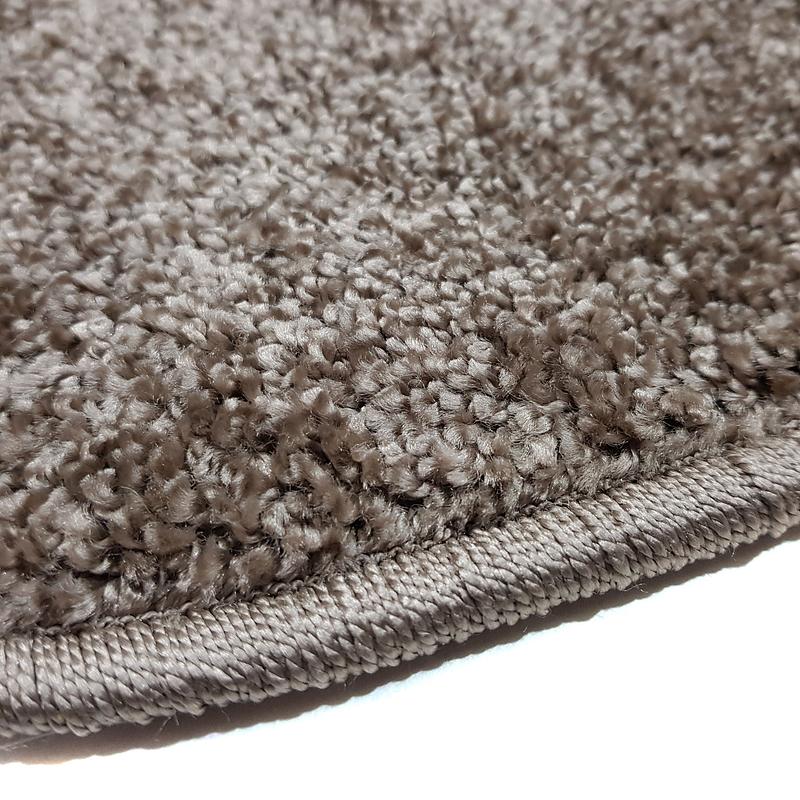 М'який килим з невисоким ворсом Однотонний Suavis Pro BROWN / BROWN 3849A