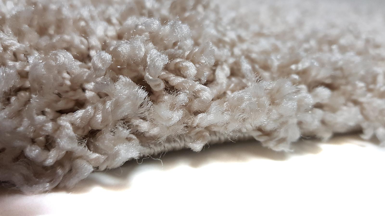 Пухнастий килим Plumis Lux BEIGE 6365A