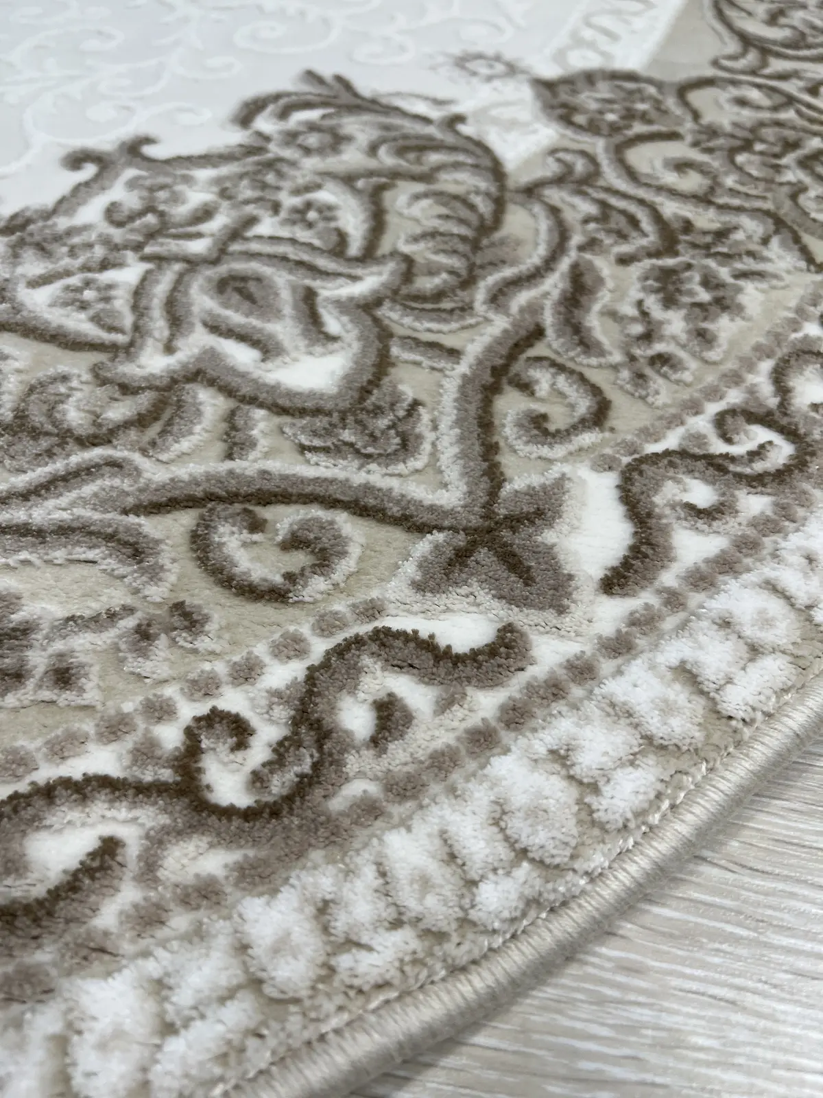 Килим із сучасним дизайном Solano BEIGE / BROWN 8549A