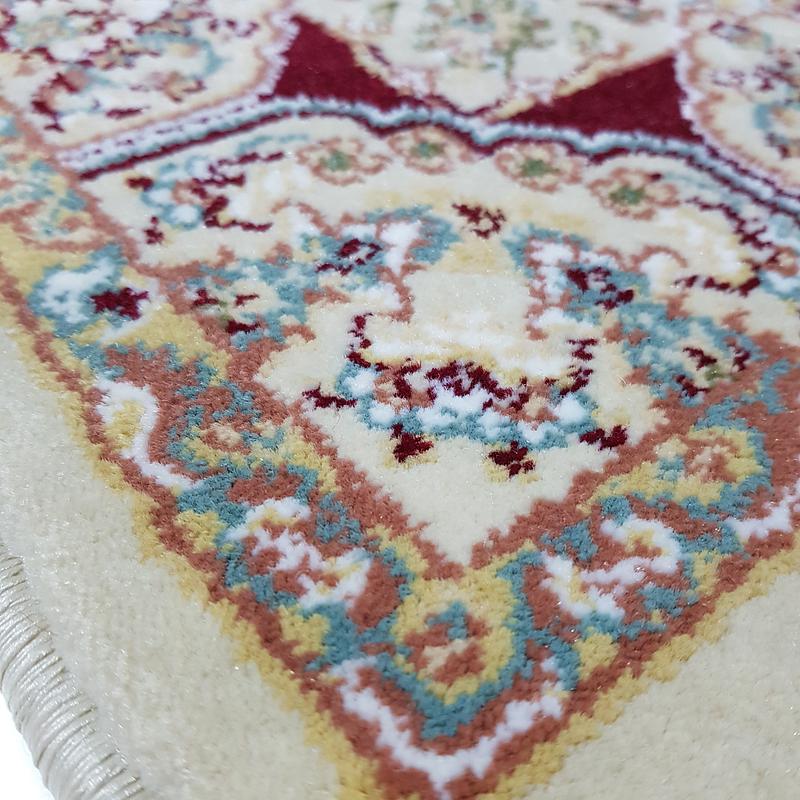 Класичний килим з іранським дизайном Persa Star Cream 1830A
