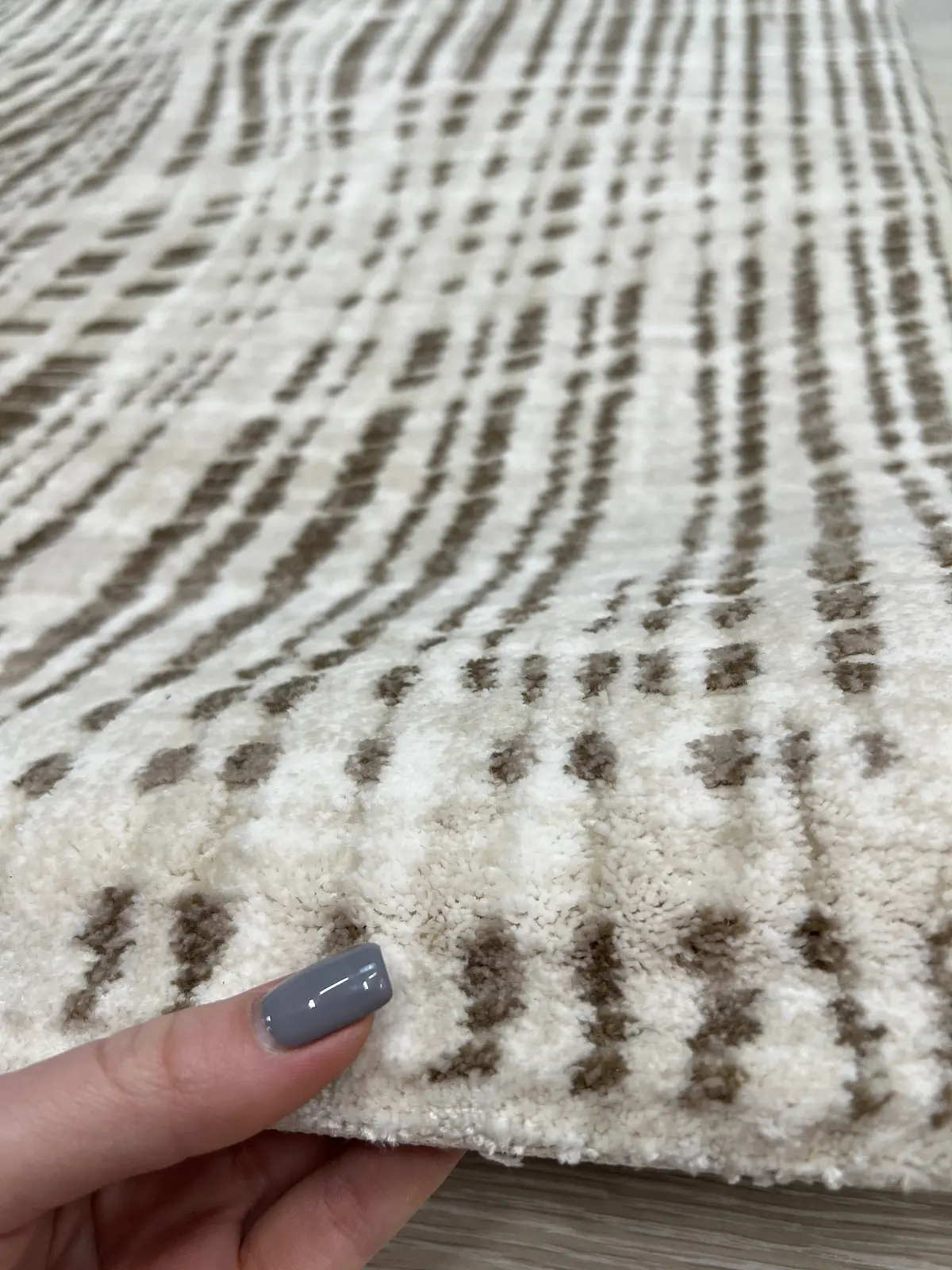 Килим із сучасним дизайном Solano beige / BROWN 8544A