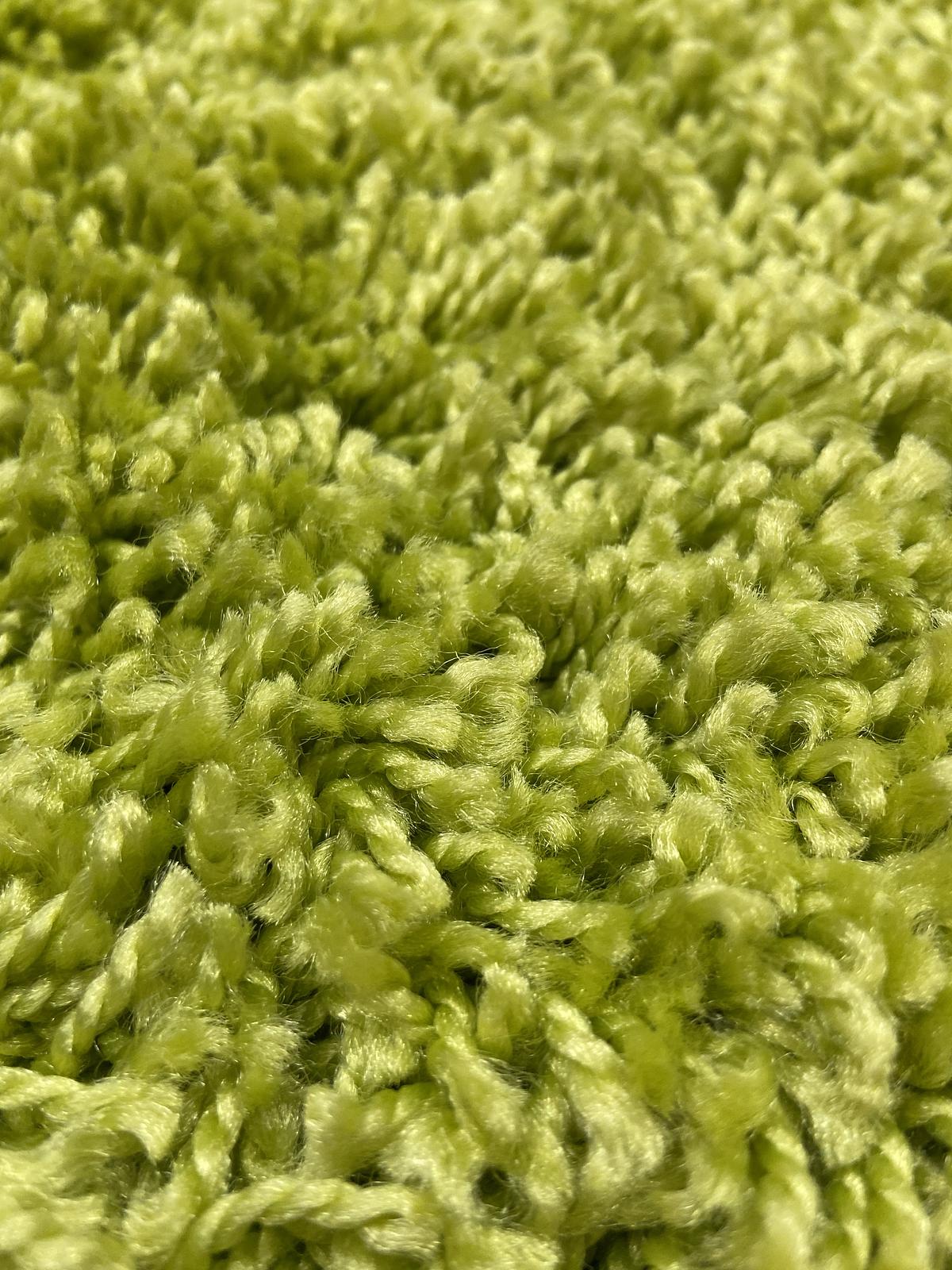 Пухнастий килим Plumis Lux LIGHT GREEN 6365A
