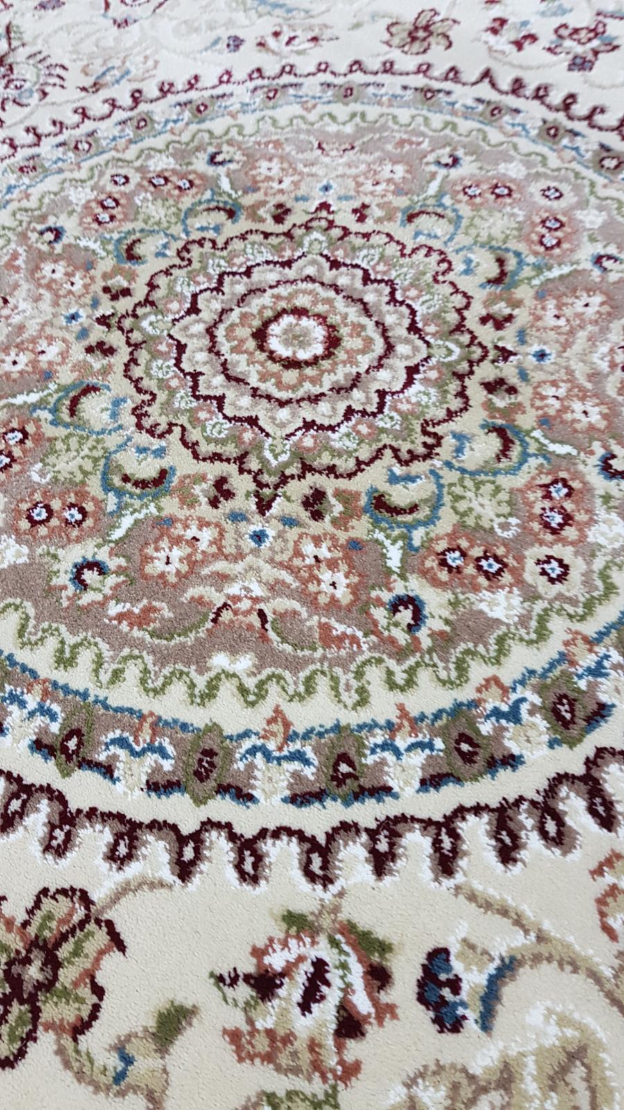 Класичний килим з іранським дизайном Persa Star Cream 3419H