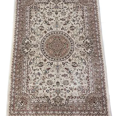 Класичний килим з іранським дизайном Persa Star Cream 3419H