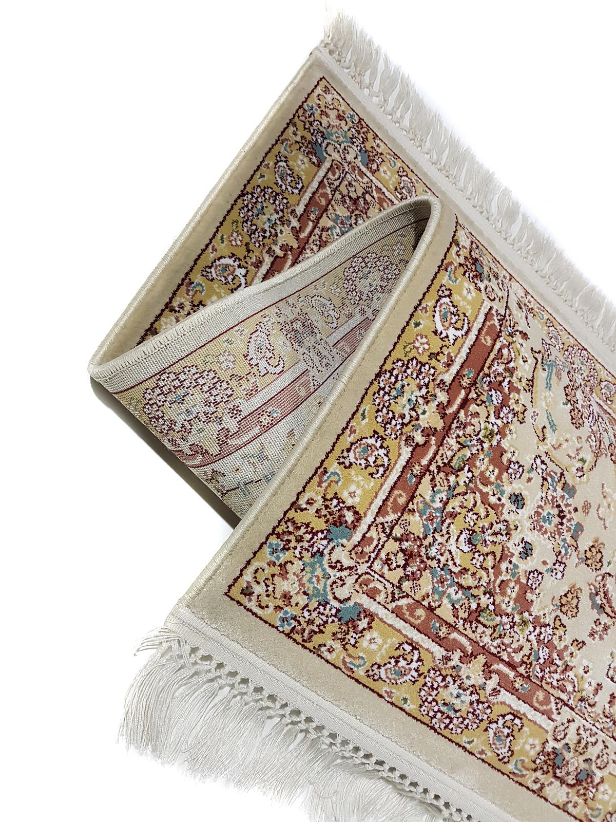 Класичний килим з іранським дизайном Persa Star Cream 4130A