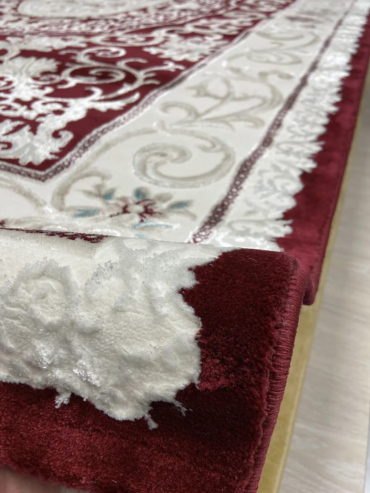 Класичний килим Parisia Bordo Червоний P847C