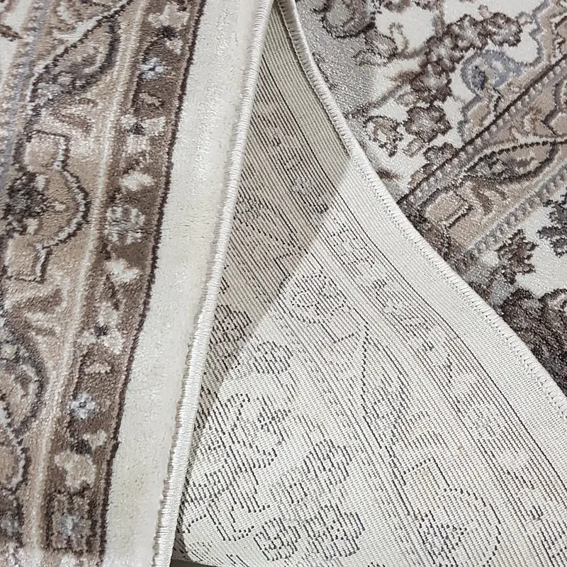 Класичний килим з поліестеру Argentum WHITE 4260D