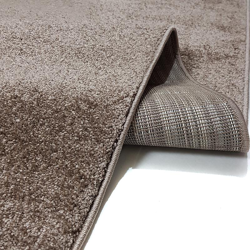 М'який килим з невисоким ворсом Однотонний Suavis Pro BROWN / BROWN 3849A